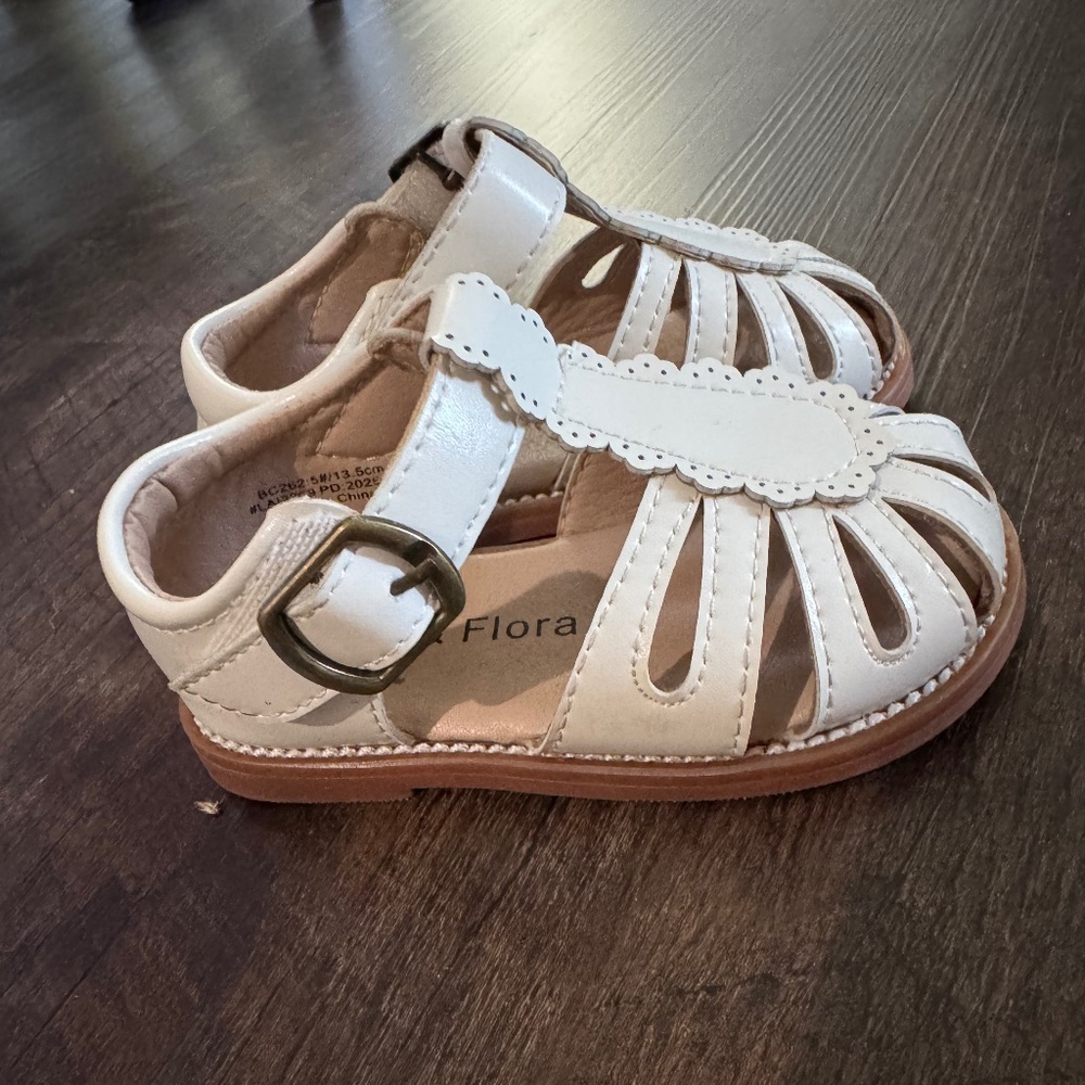 Sandals Felix and Flora